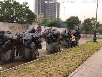 Công việc vất vả nhưng nắng mưa không ngại khó khăn