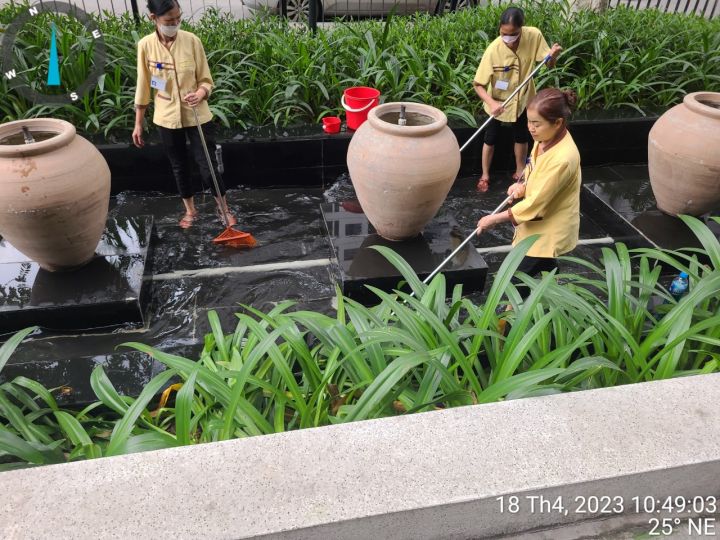 Nghề vệ sinh với bao nỗi vất vả gian truân, mấy ai ko phải trong nghề mà hiểu nổi